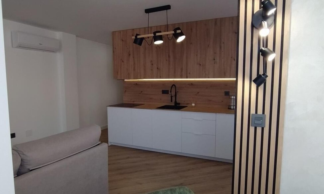 Használt Ingatlanok - Apartman -
Torrevieja - PARQUE DE LAS NACIONES