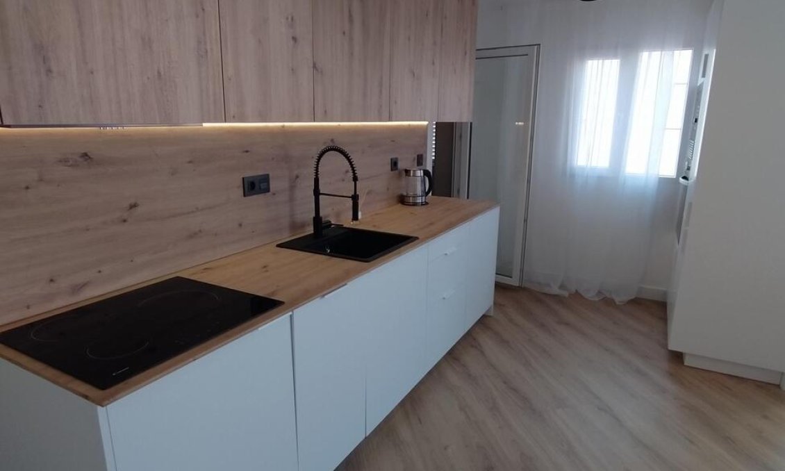 Használt Ingatlanok - Apartman -
Torrevieja - PARQUE DE LAS NACIONES