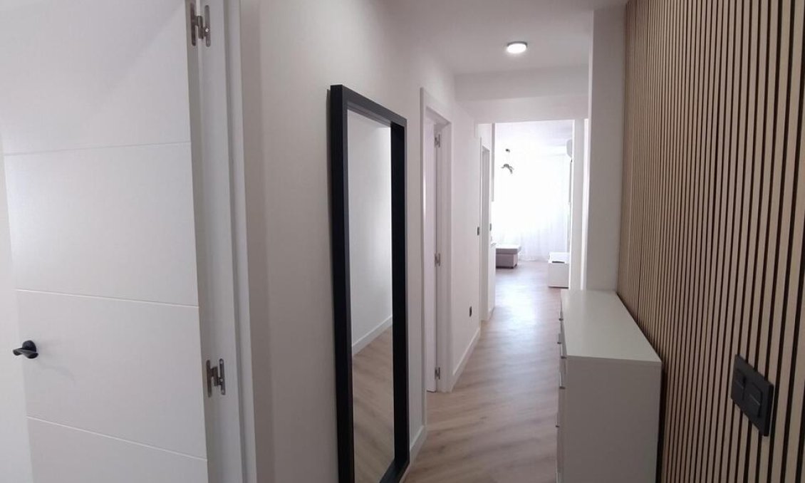 Használt Ingatlanok - Apartman -
Torrevieja - PARQUE DE LAS NACIONES