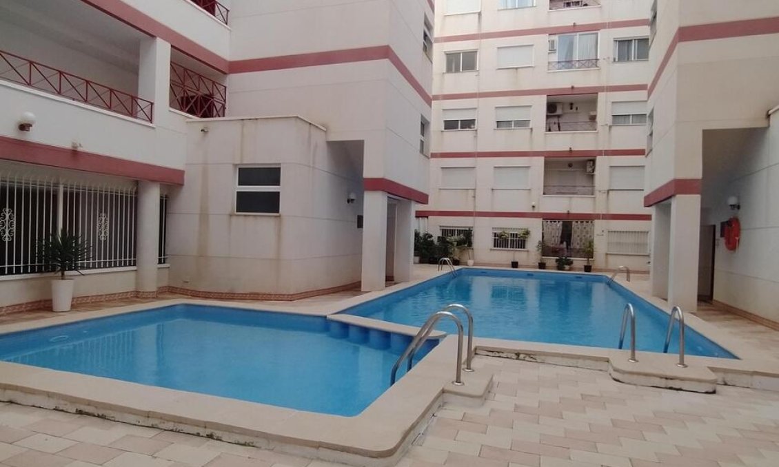 Használt Ingatlanok - Apartman -
Torrevieja - PARQUE DE LAS NACIONES