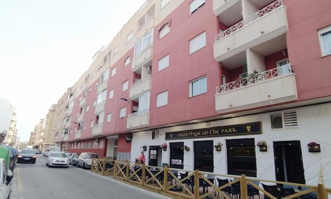 Használt Ingatlanok - Apartman -
Torrevieja - PARQUE DE LAS NACIONES