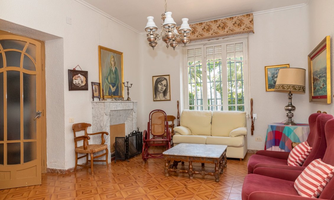 Segunda mano - Villa -
Yecla - Inland