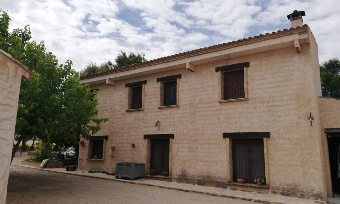 Segunda mano - Villa -
Yecla - Inland