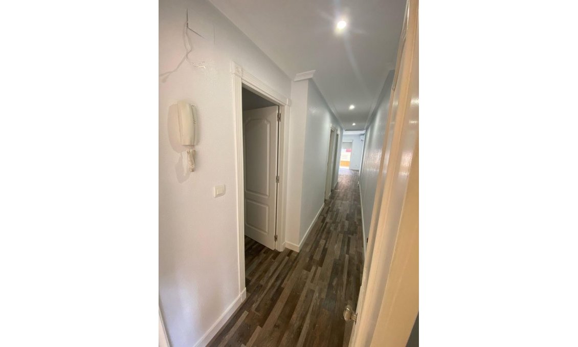 Segunda mano - Apartamento -
San Miguel de Salinas - Pueblo 9
