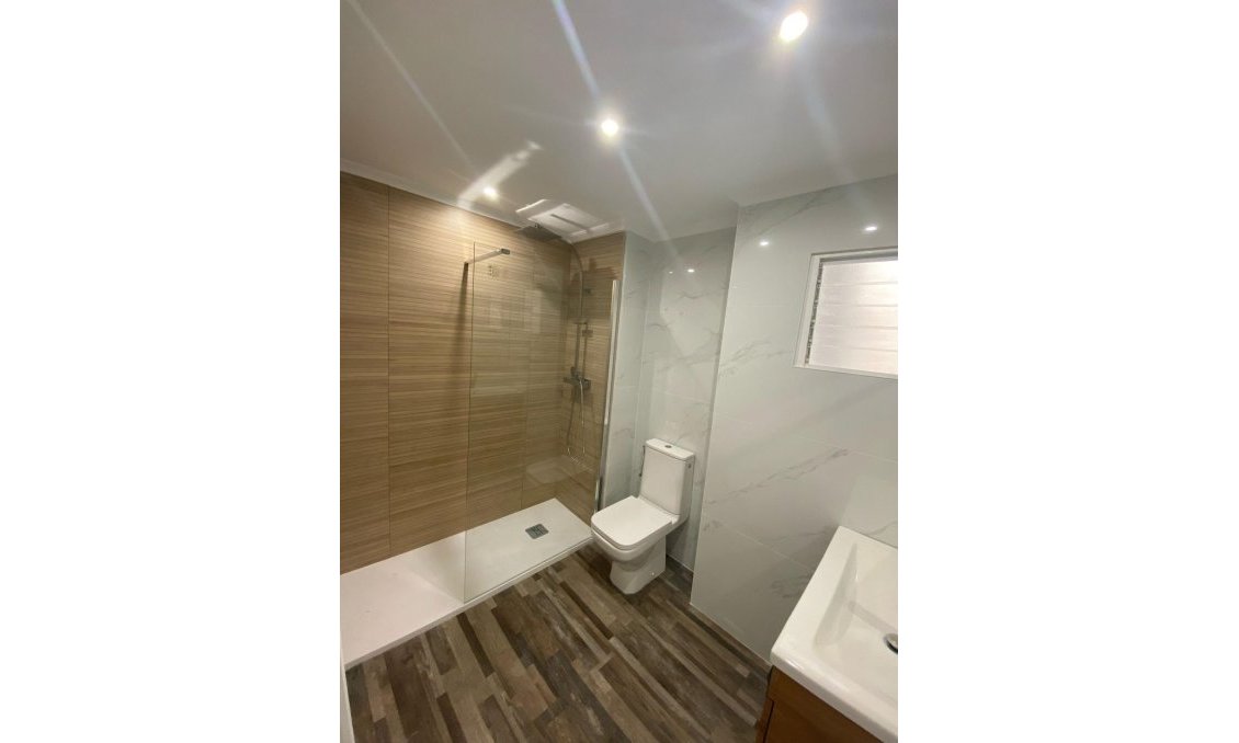 Segunda mano - Apartamento -
San Miguel de Salinas - Pueblo 9