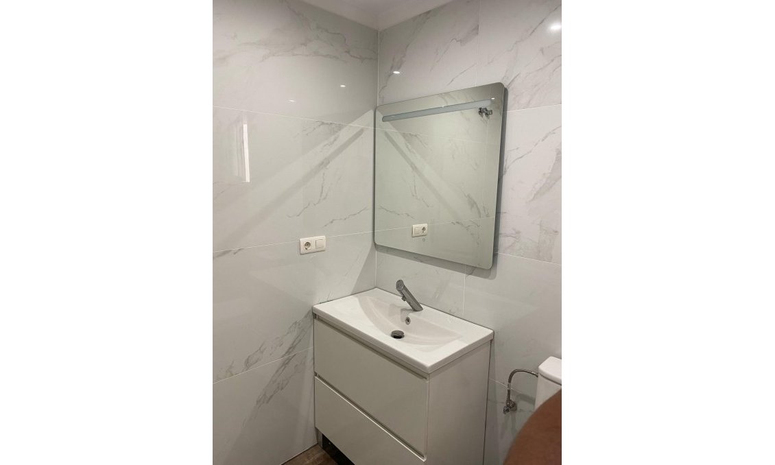 Segunda mano - Apartamento -
San Miguel de Salinas - Pueblo 9