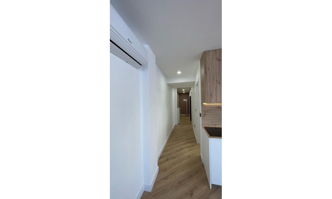 Wiederverkauf - Wohnung -
Torrevieja - PARQUE DE LAS NACIONES