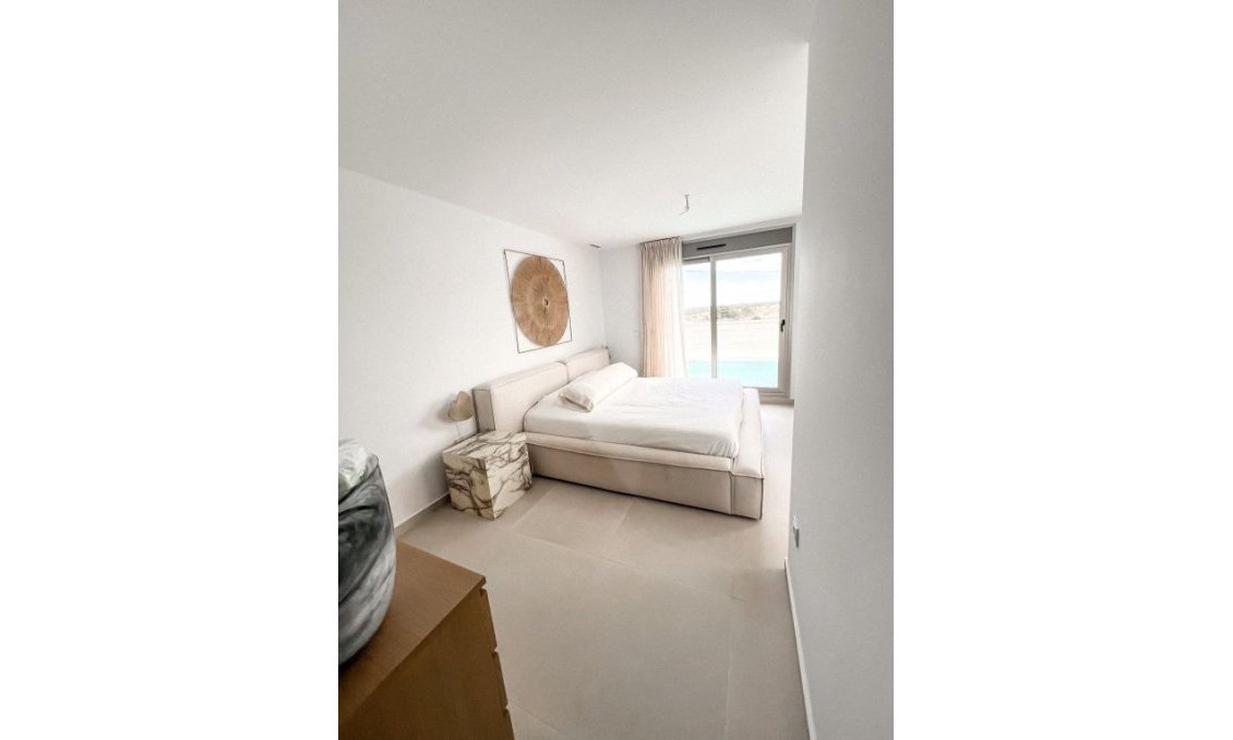Revente - Villa -
San Miguel de Salinas - Inland