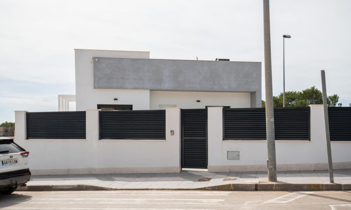 Resale - Villa -
Pinar de Campoverde - LOS ROMEROS