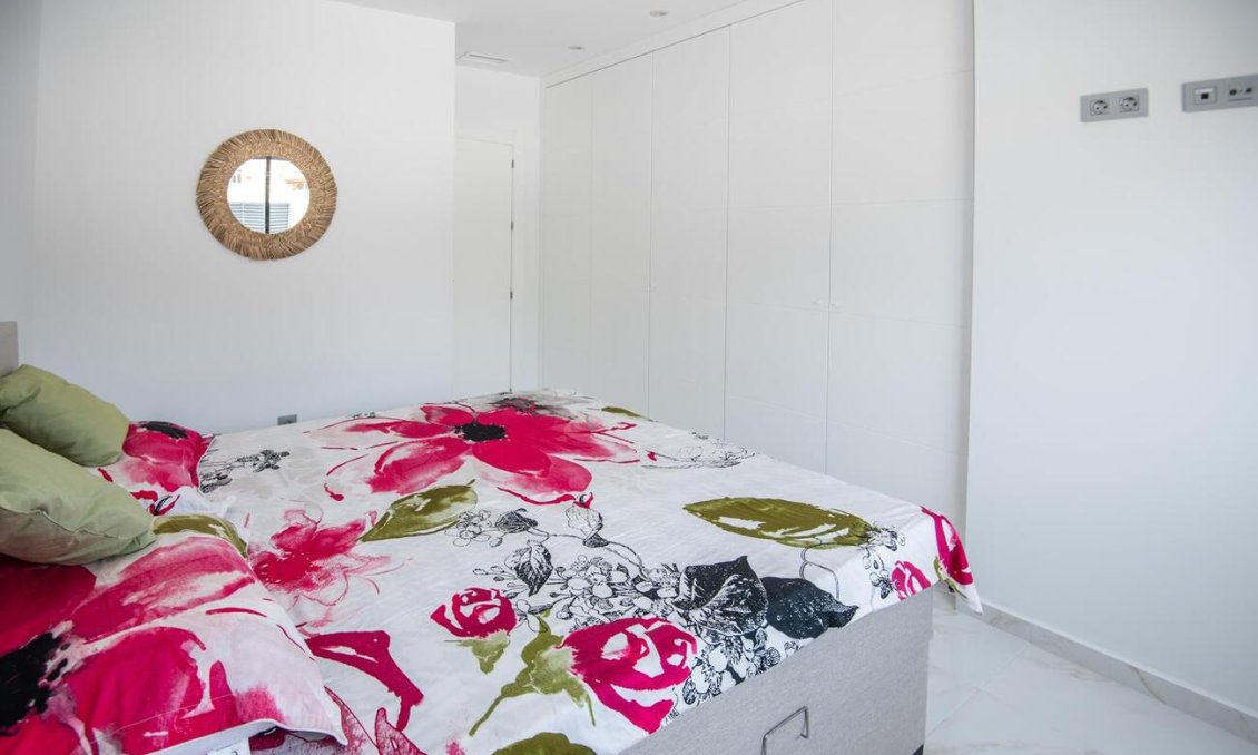 Resale - Villa -
Pinar de Campoverde - LOS ROMEROS