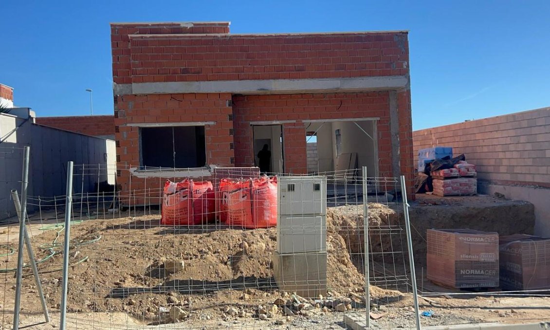Resale - Villa -
Pinar de Campoverde - LOS ROMEROS