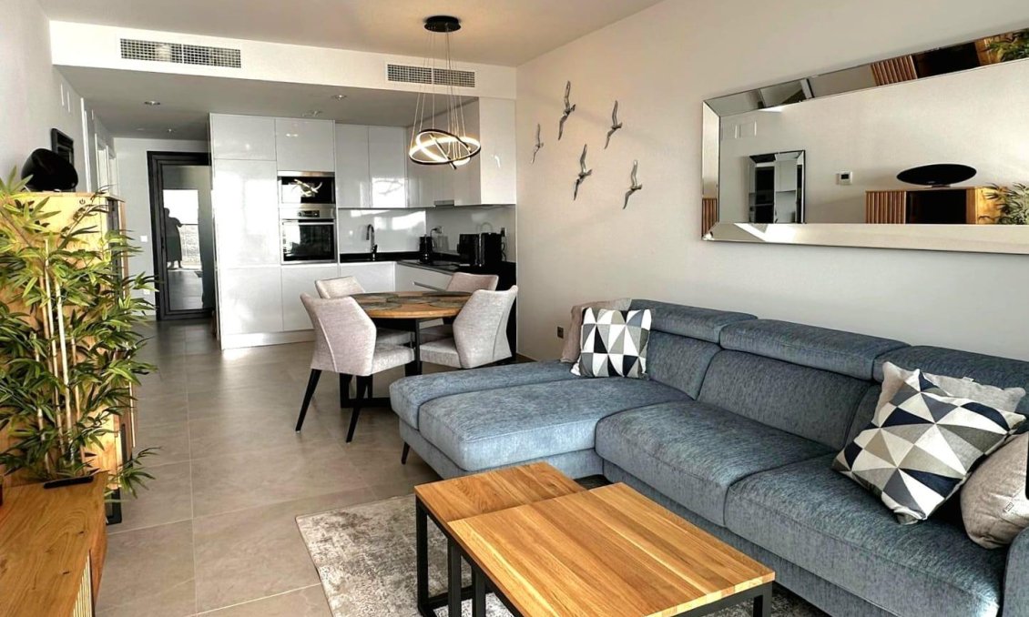 Segunda mano - Apartamento -
Benidorm - Playa de Poniente