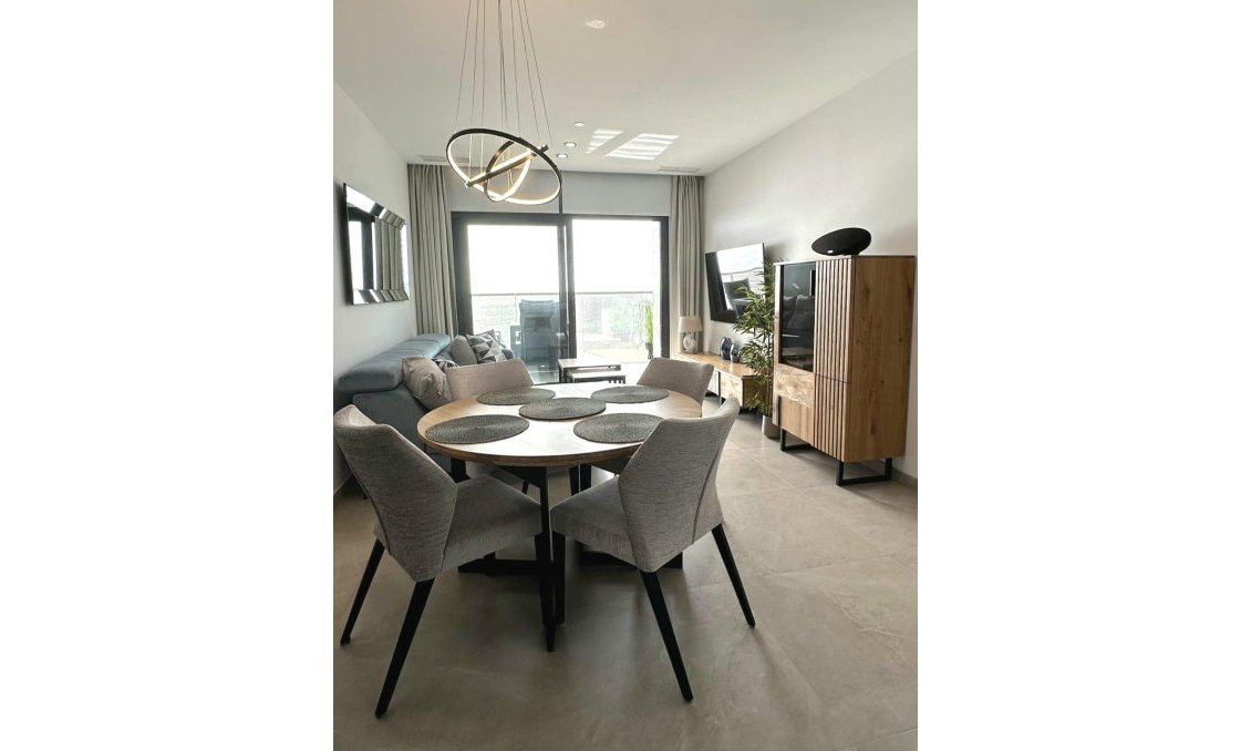 Segunda mano - Apartamento -
Benidorm - Playa de Poniente