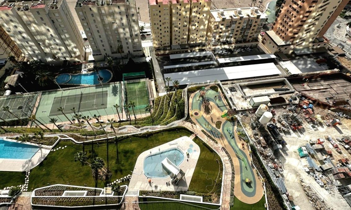 Segunda mano - Apartamento -
Benidorm - Playa de Poniente