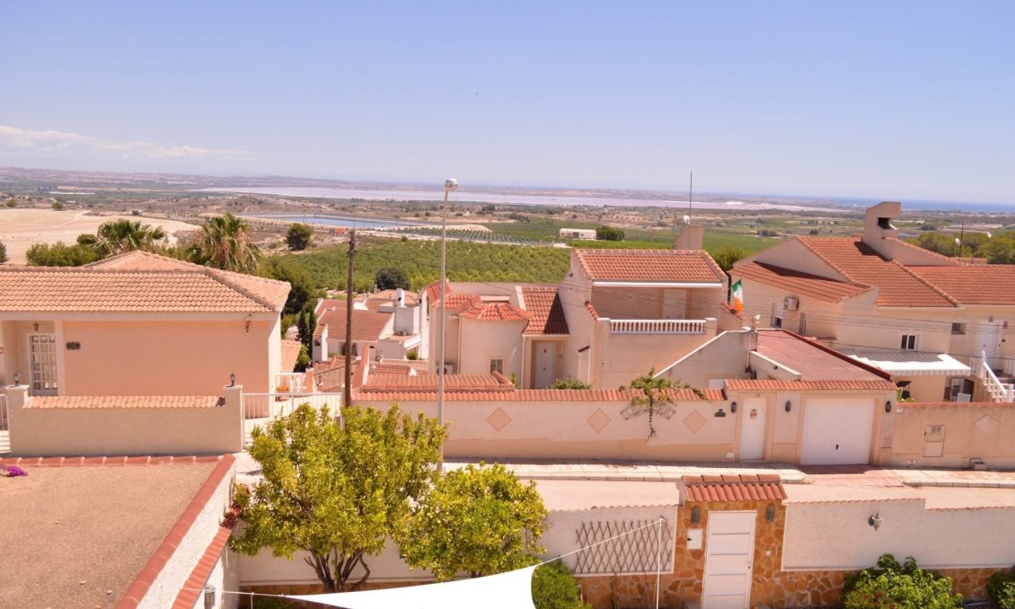 Segunda mano - Villa -
San Miguel de Salinas - Inland