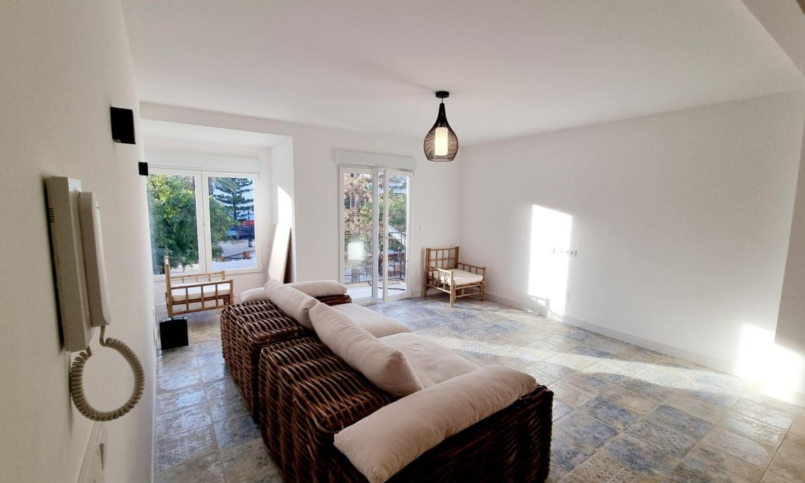 Resale - Apartment -
Torrevieja