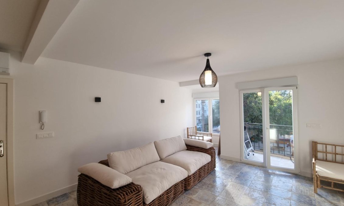 Resale - Apartment -
Torrevieja