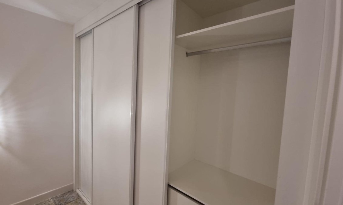 Resale - Apartment -
Torrevieja