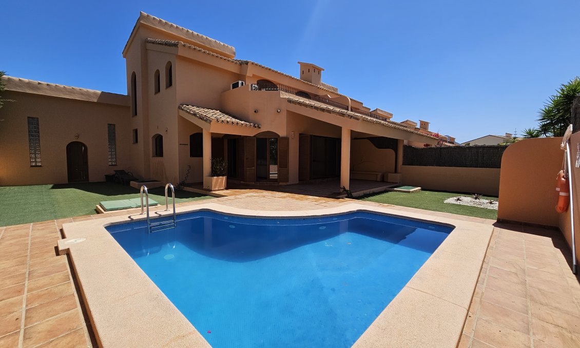 Wiederverkauf - Villa -
La Manga Club - Costa Calida