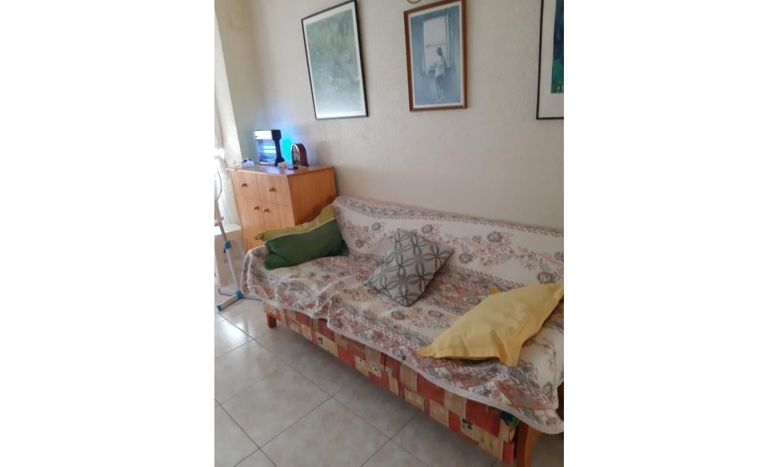 Segunda mano - Bungalow -
Torrevieja - Cabo Cervera