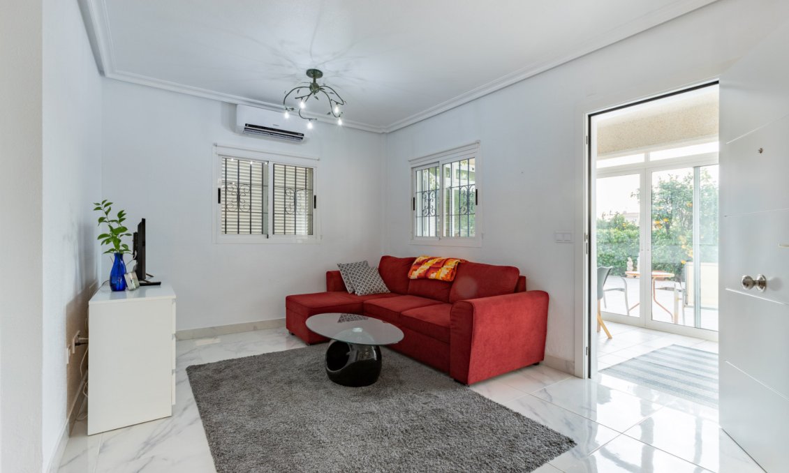 Segunda mano - Bungalow -
Orihuela Costa - Costa Blanca