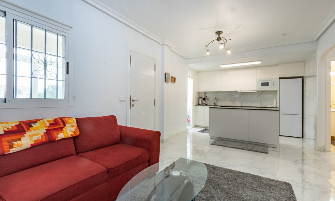 Segunda mano - Bungalow -
Orihuela Costa - Costa Blanca