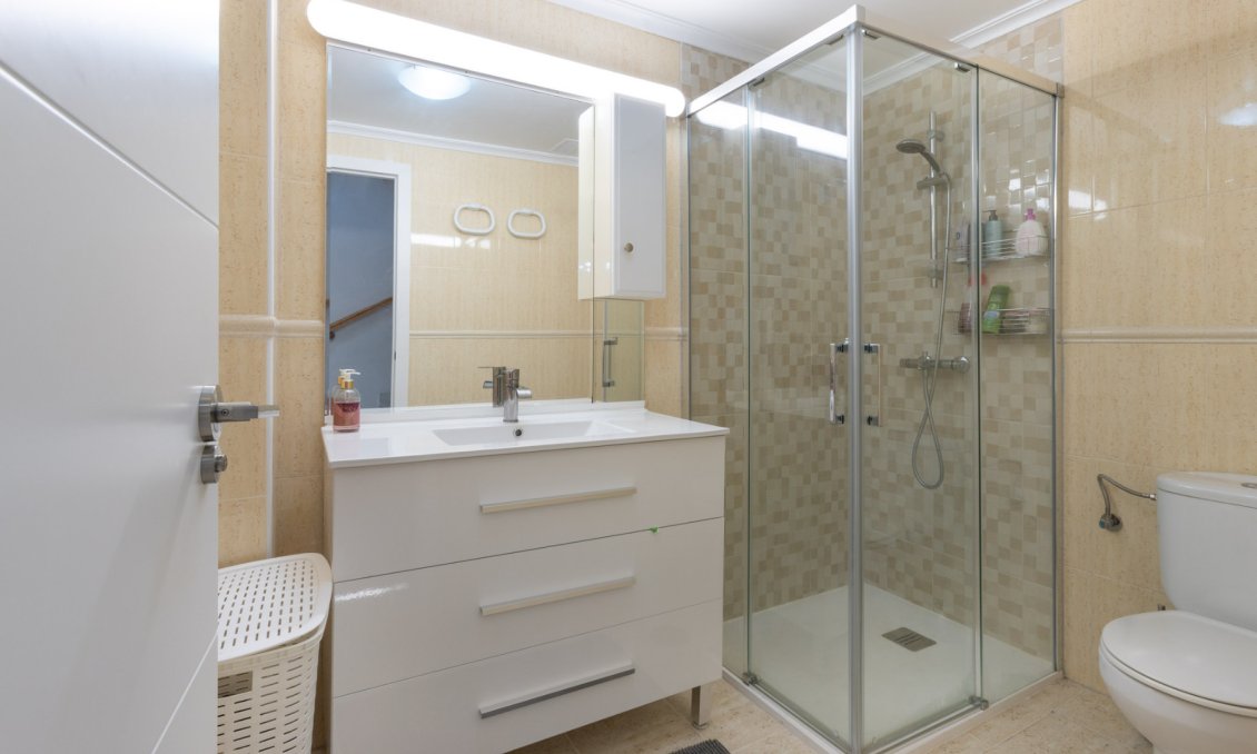 Segunda mano - Bungalow -
Orihuela Costa - Costa Blanca