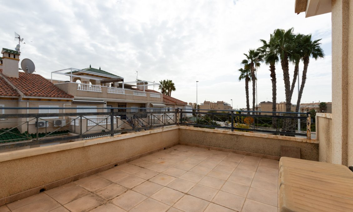 Segunda mano - Bungalow -
Orihuela Costa - Costa Blanca