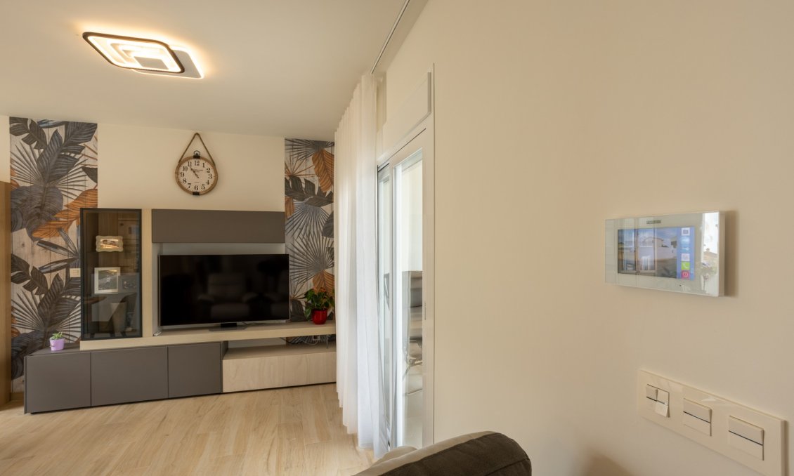 Segunda mano - Apartamento -
San Miguel de Salinas - Inland