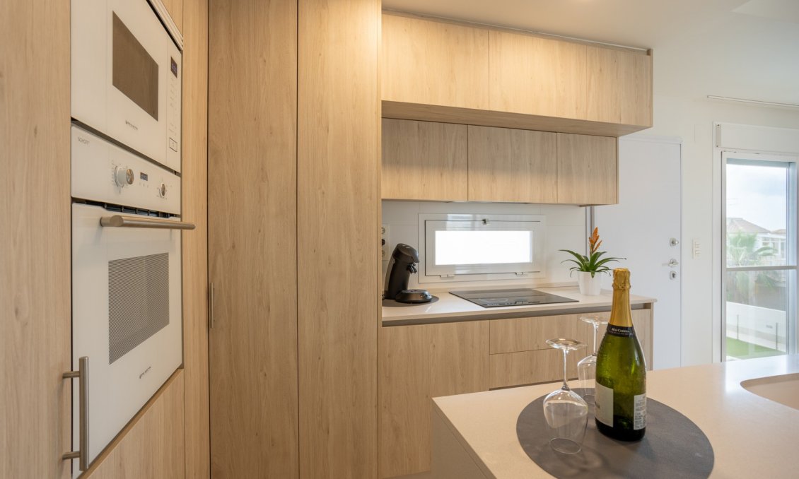 Segunda mano - Apartamento -
San Miguel de Salinas - Inland