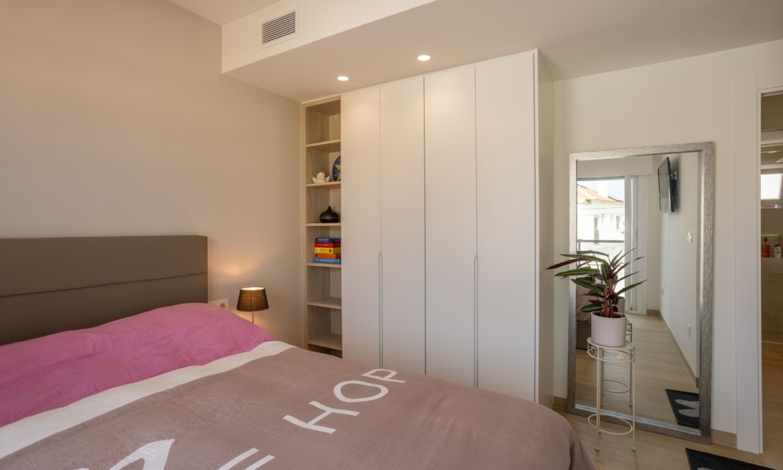 Segunda mano - Apartamento -
San Miguel de Salinas - Inland