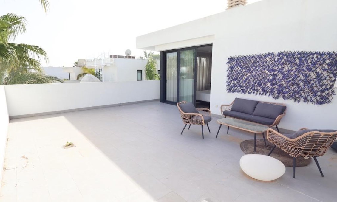 Segunda mano - Villa -
Ciudad Quesada - Costa Blanca