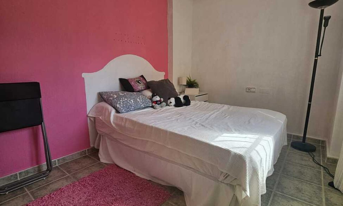 Segunda mano - Villa -
Guardamar del Segura - Campomar