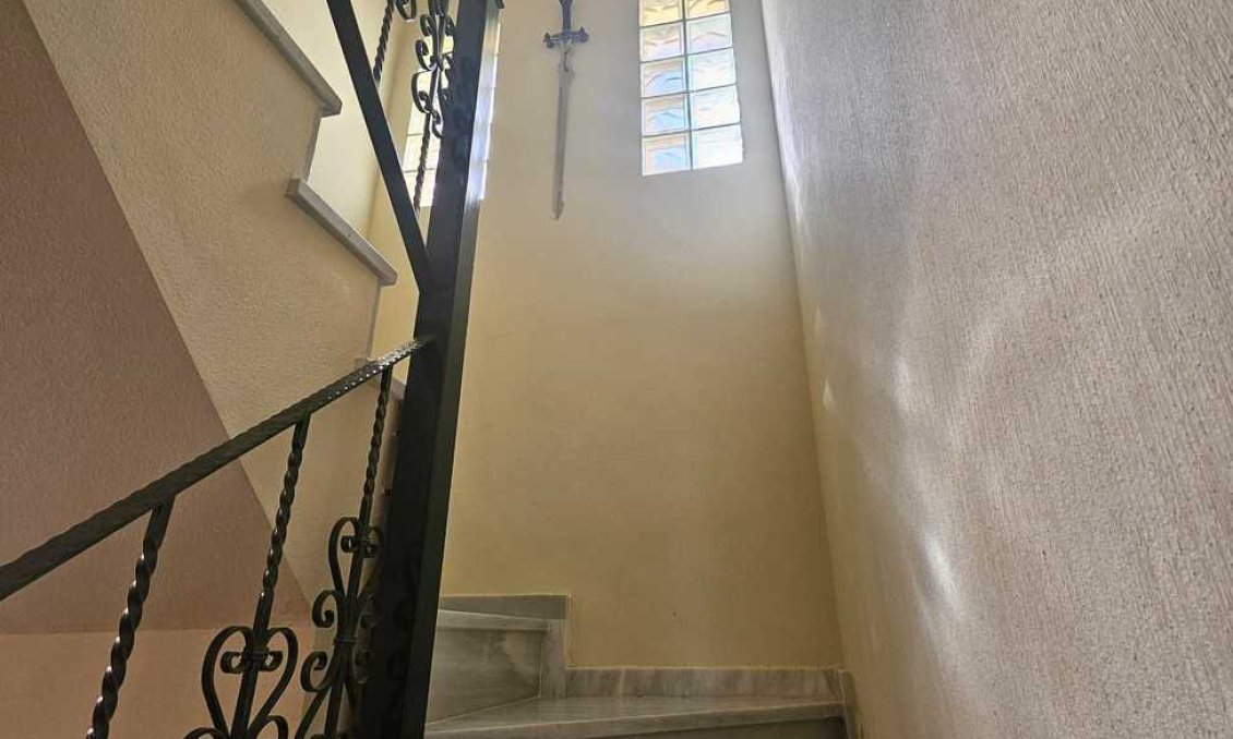 Segunda mano - Villa -
Guardamar del Segura - Campomar