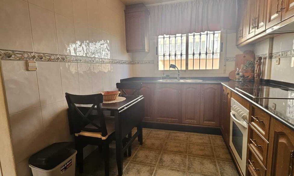Segunda mano - Villa -
Guardamar del Segura - Campomar