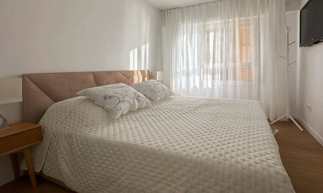 Segunda mano - Apartamento -
Torrevieja - Centro