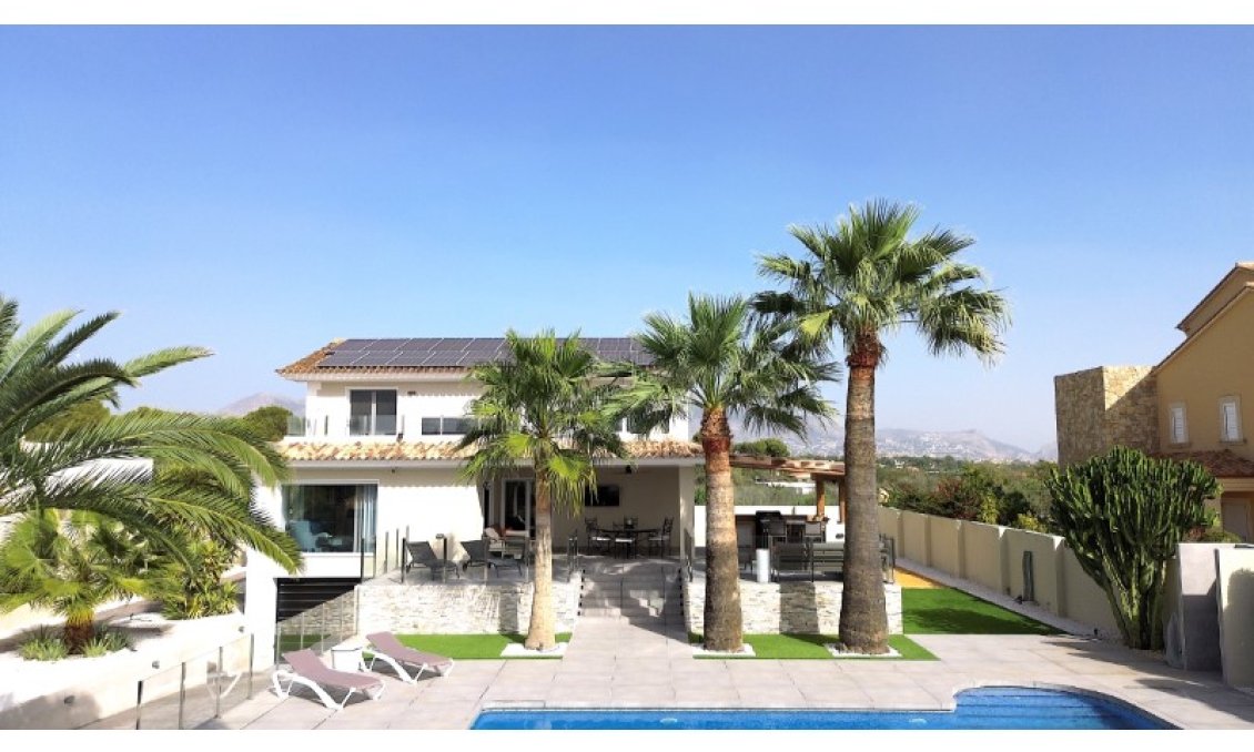 Segunda mano - Villa -
Alfas del Pí - Costa Blanca