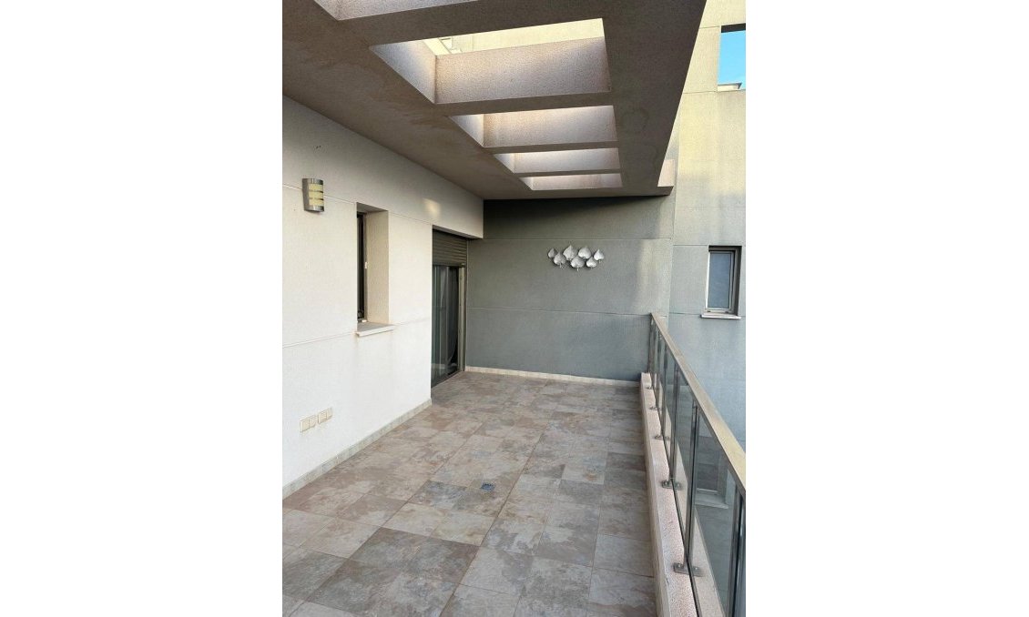 Wiederverkauf - Wohnung -
Orihuela Costa - Villamartín