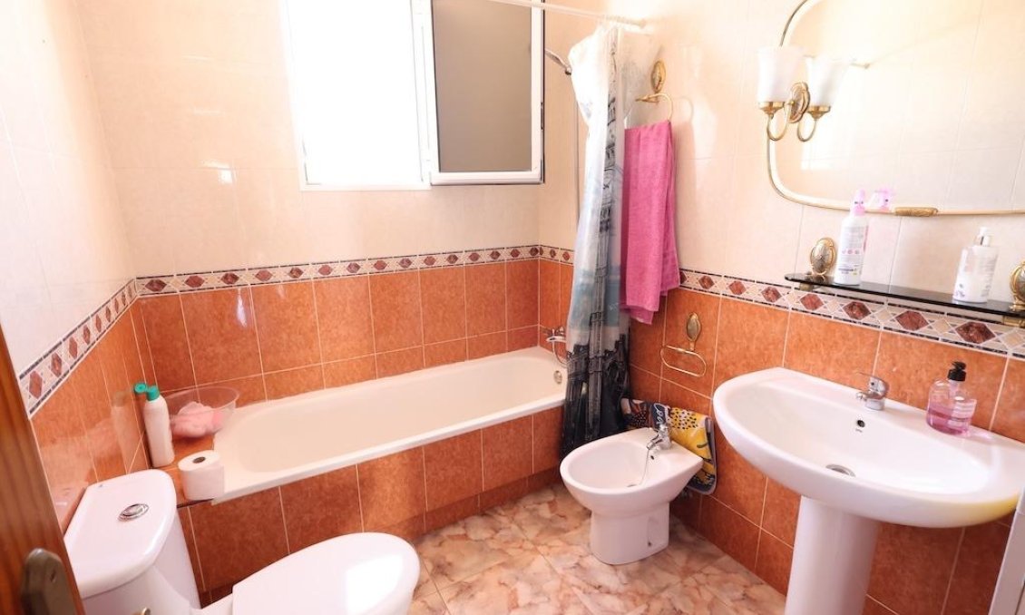 Segunda mano - Villa -
Orihuela Costa - Costa Blanca