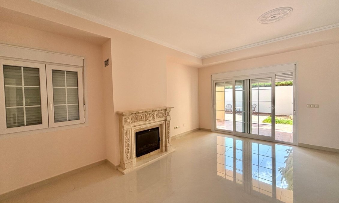 Segunda mano - Villa -
Cabo Roig - Costa Blanca