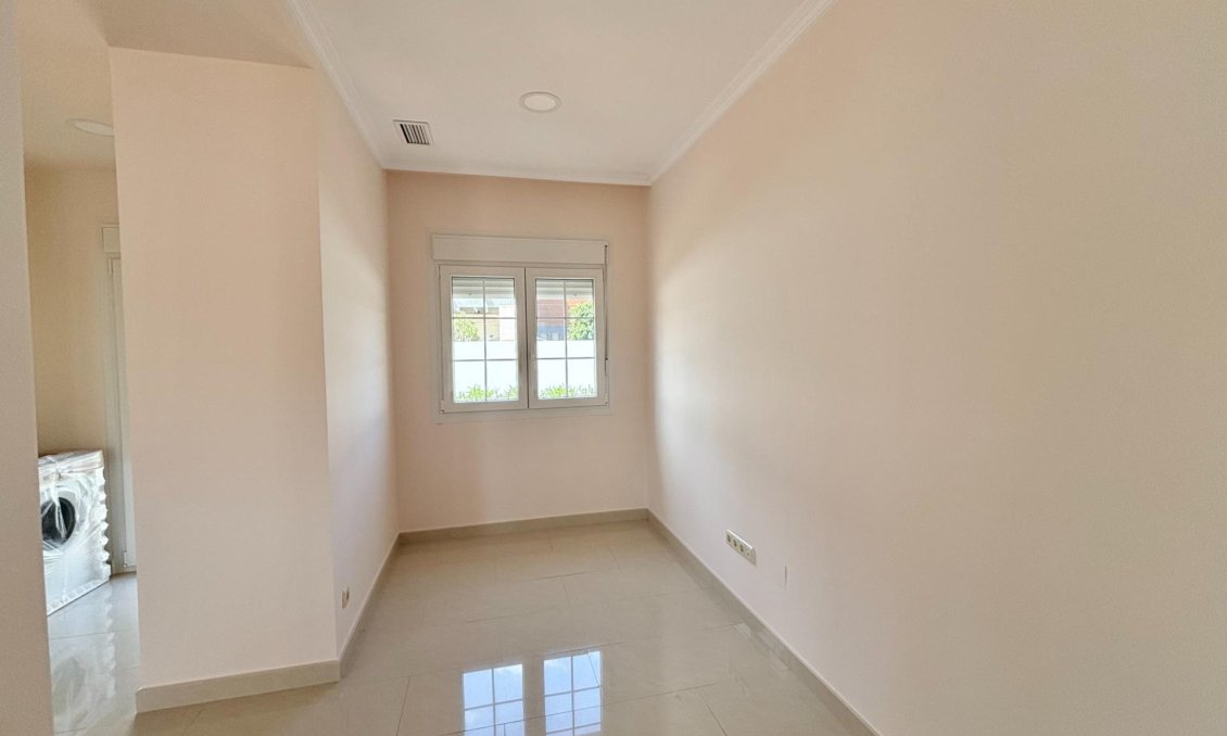 Segunda mano - Villa -
Cabo Roig - Costa Blanca