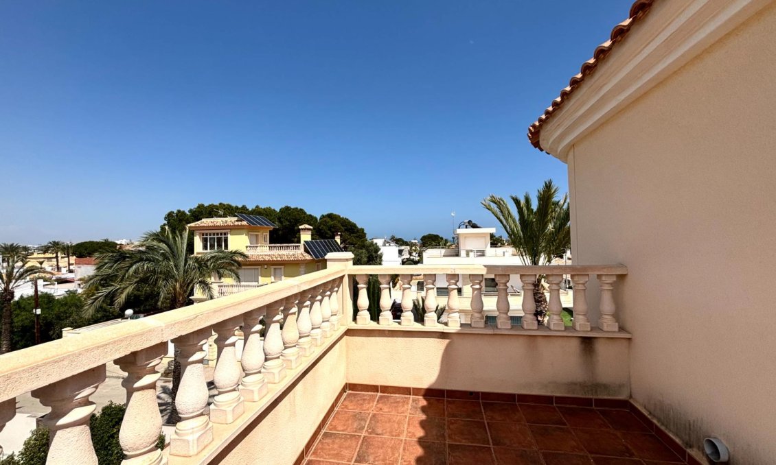 Segunda mano - Villa -
Cabo Roig - Costa Blanca