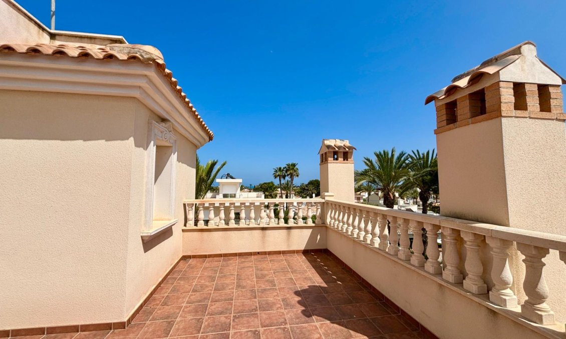 Segunda mano - Villa -
Cabo Roig - Costa Blanca