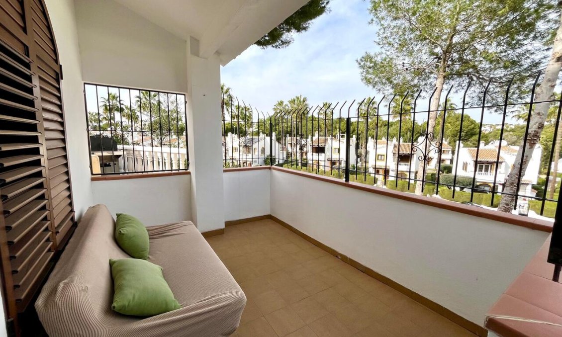 Segunda mano - Villa -
Villamartin - Costa Blanca