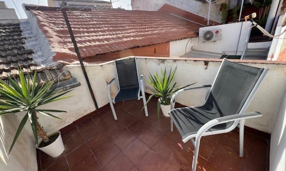 Segunda mano - Town House -
Dolores - Centro