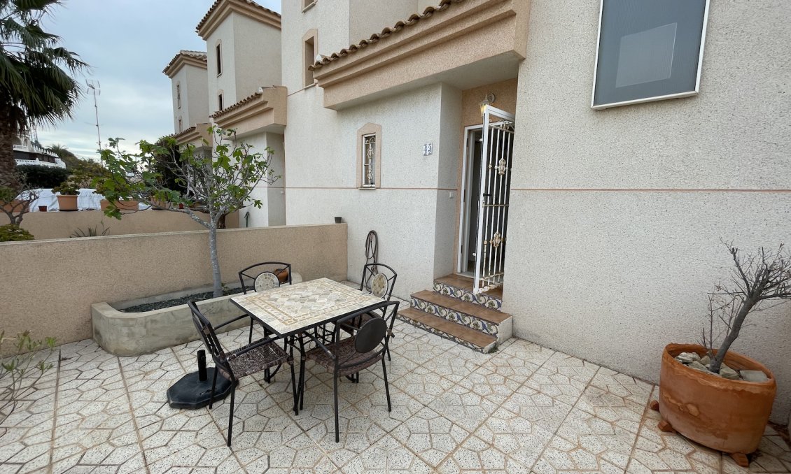 Segunda mano - Town House -
Ciudad Quesada - Costa Blanca