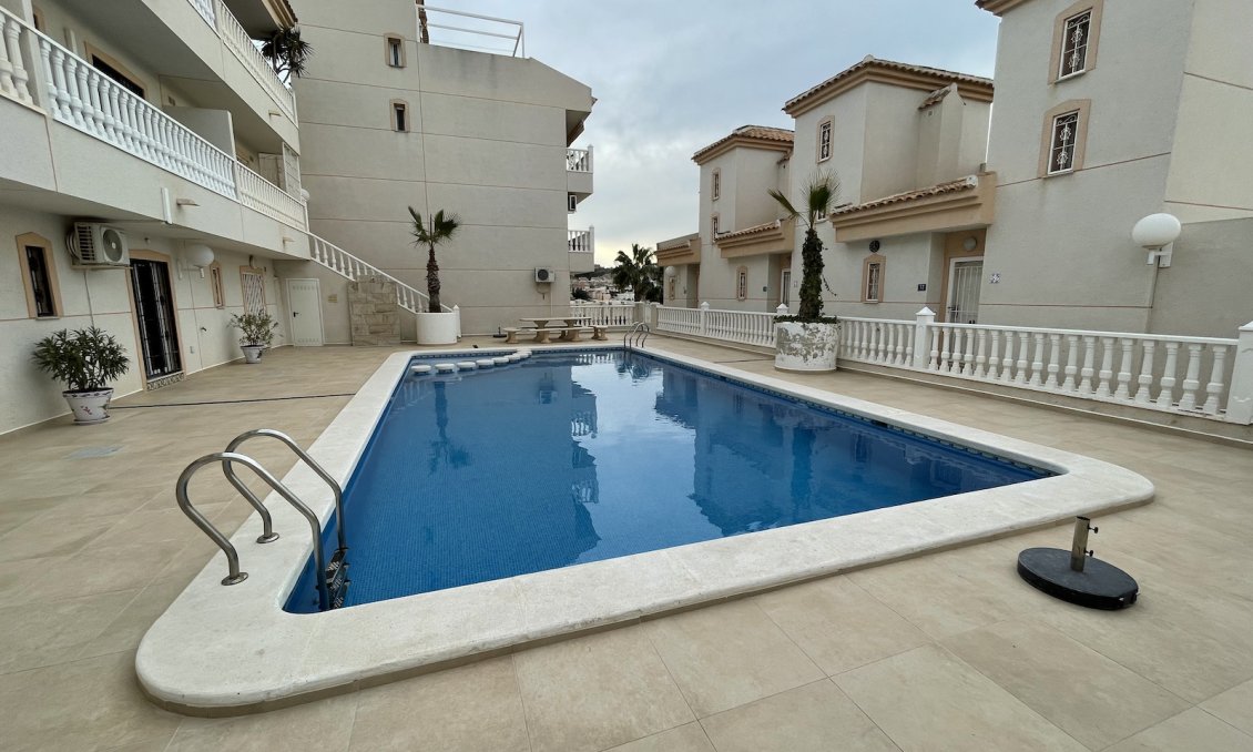 Segunda mano - Town House -
Ciudad Quesada - Costa Blanca