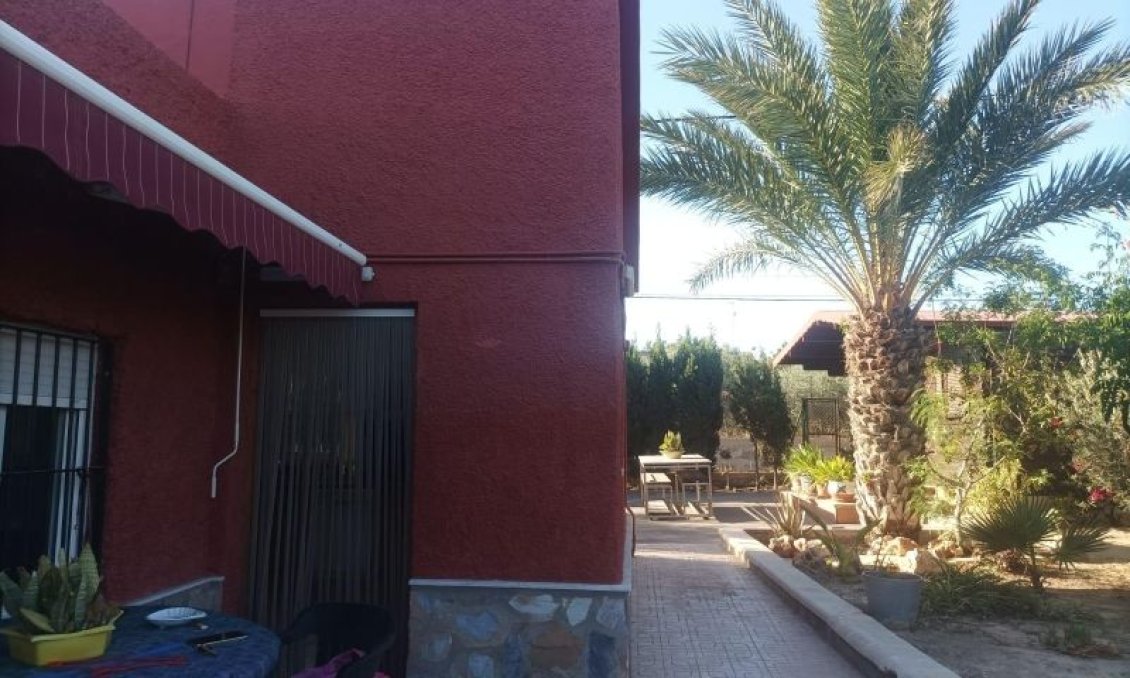Wiederverkauf - Villa -
Elche - Costa Blanca