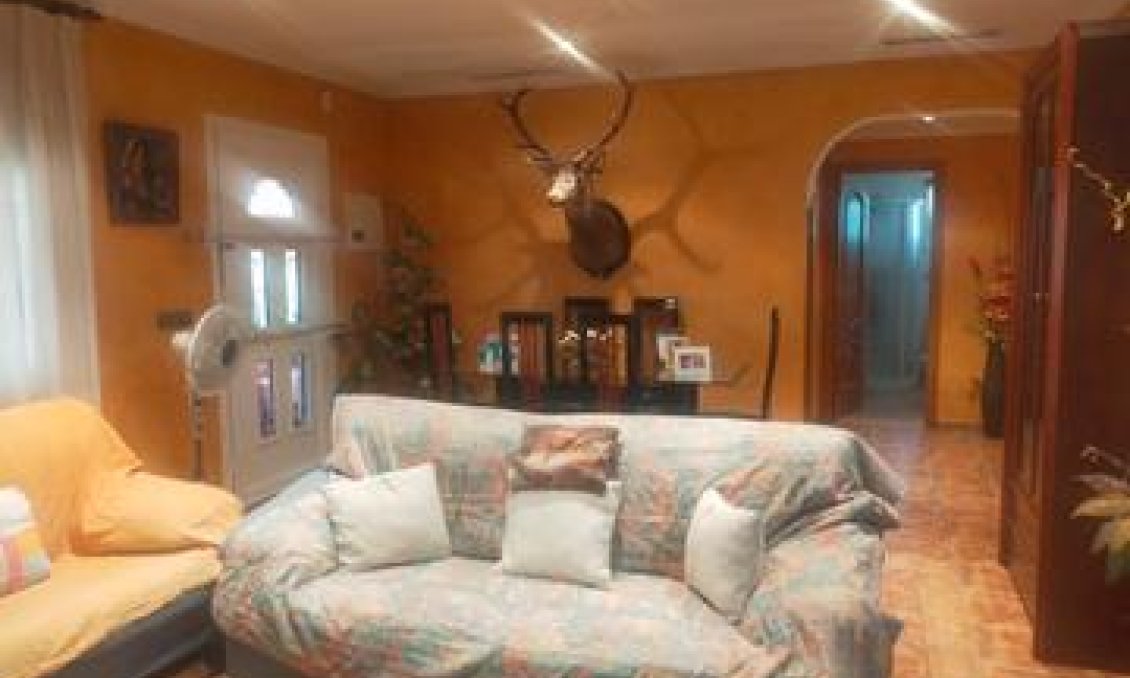 Segunda mano - Villa -
Elche - Costa Blanca