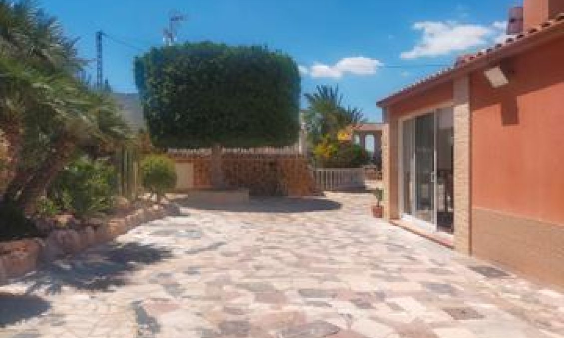 Segunda mano - Villa -
Elche - Costa Blanca